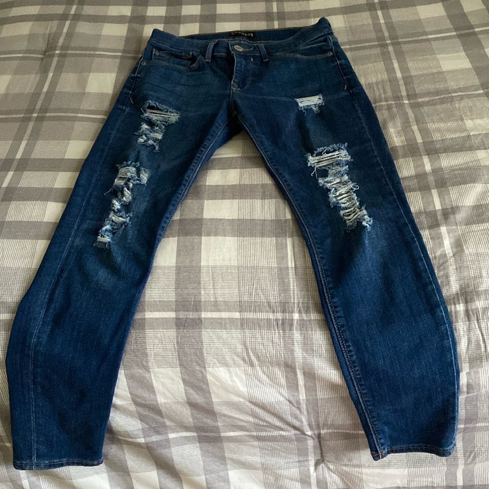 Mid rise ripped jeans